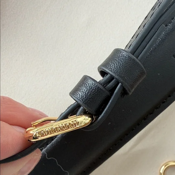 Luxury Designer Brown and Black Women's Bag - Picture 13 of 13